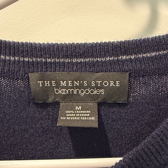 Bloomingdale's Midnight Blue Crewneck Sweater - Picture 2 of 8